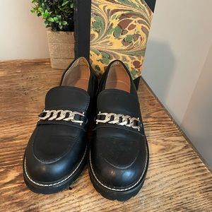 Chunky gold chain black BCBG loafers